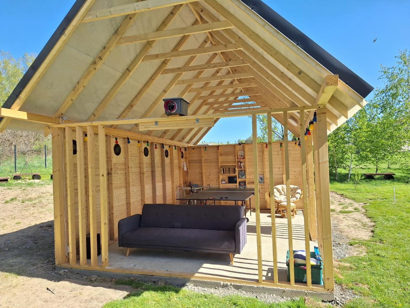 Camping, Zabierz Wlasny Namiot Kameralne Pole Namiotowe Z Basenem Kinem Plenerowym Miejscem Na Ognisko I Placem Zabaw Zywe Zwierzeta Agroturystyka Giebultow (Lwowek Slaski) Exterior foto