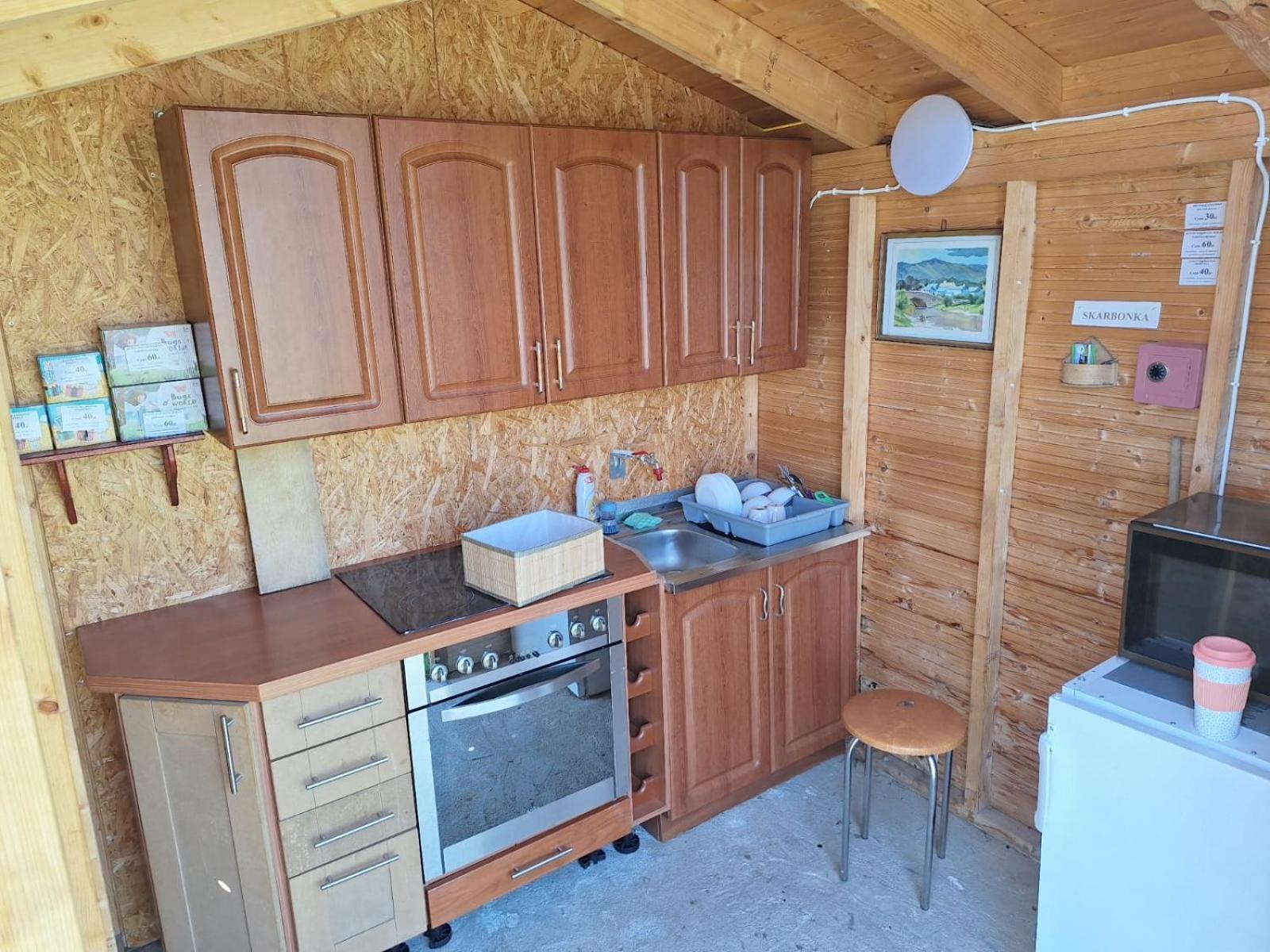 Camping, Zabierz Wlasny Namiot Kameralne Pole Namiotowe Z Basenem Kinem Plenerowym Miejscem Na Ognisko I Placem Zabaw Zywe Zwierzeta Agroturystyka Giebultow (Lwowek Slaski) Exterior foto